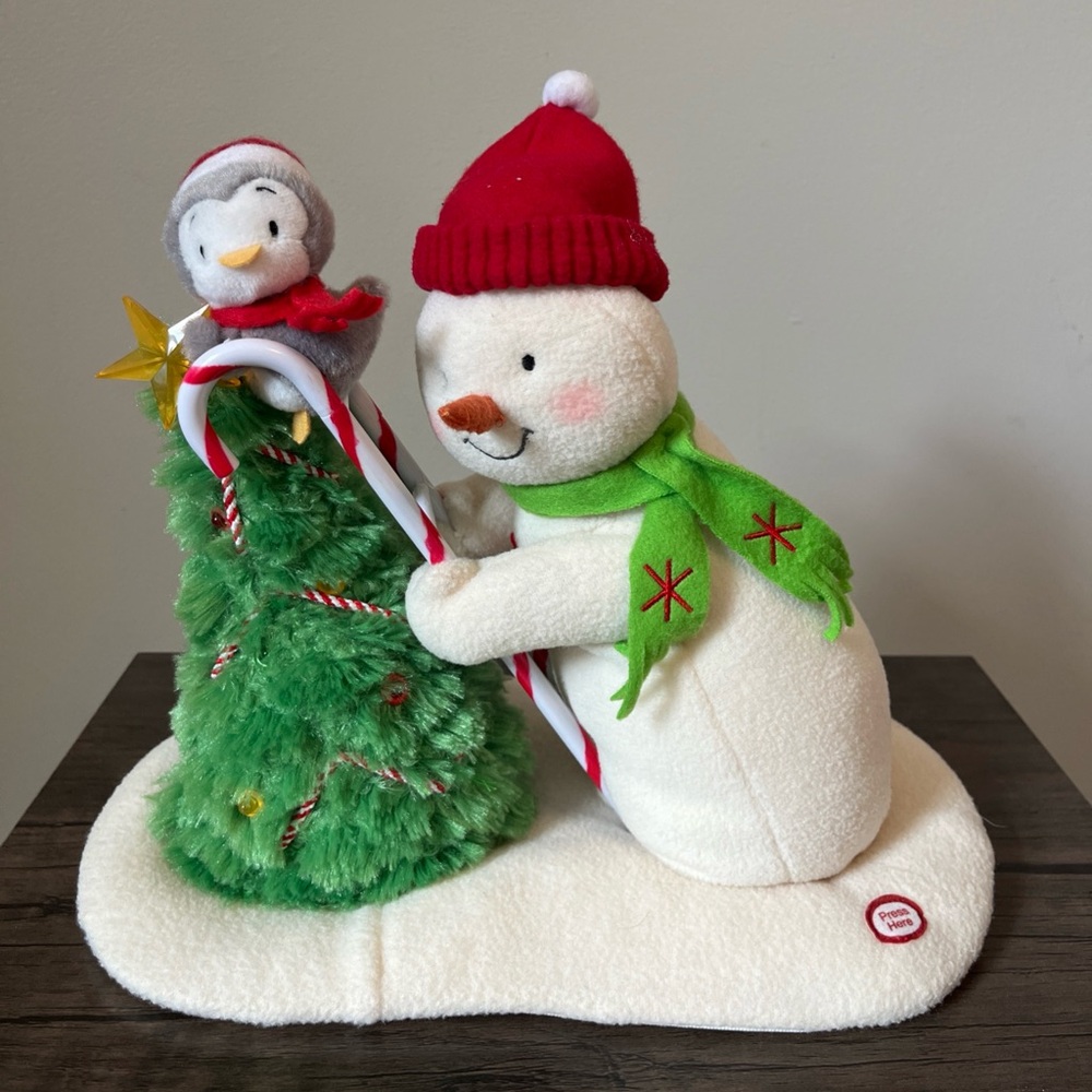 Hallmark Jingle Pals 2010 Trimming the Tree Snowman Decorating Tree